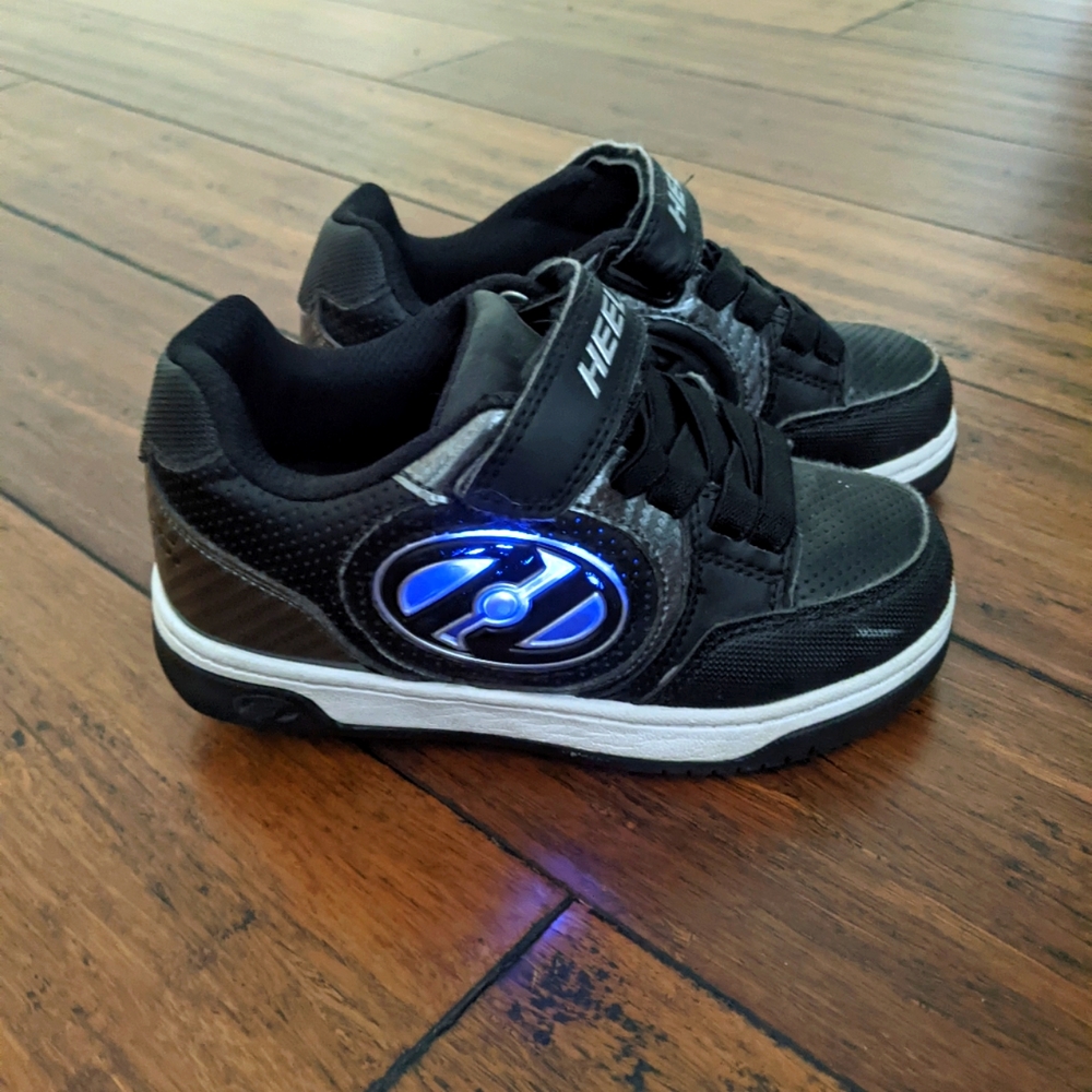 HEELYS Light Up Skate Shoe, Size 13